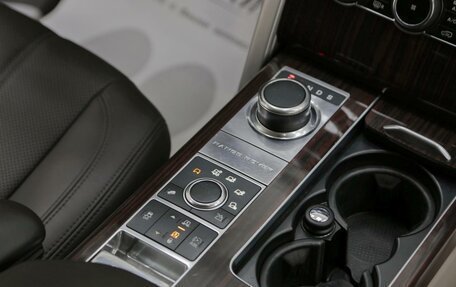 Land Rover Range Rover IV рестайлинг, 2014 год, 3 199 000 рублей, 10 фотография