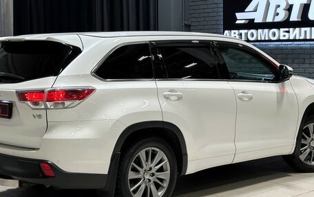 Toyota Highlander III, 2014 год, 3 197 000 рублей, 5 фотография