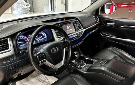 Toyota Highlander III, 2014 год, 3 197 000 рублей, 10 фотография