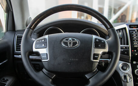 Toyota Land Cruiser 200, 2012 год, 3 498 000 рублей, 19 фотография