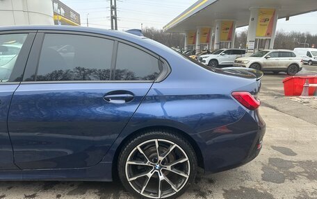 BMW 3 серия, 2019 год, 4 300 000 рублей, 9 фотография