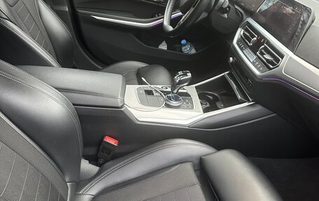 BMW 3 серия, 2019 год, 4 300 000 рублей, 26 фотография