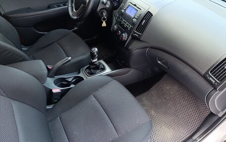 Hyundai i30 I, 2010 год, 750 000 рублей, 10 фотография