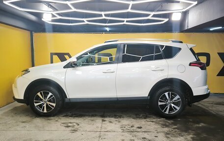 Toyota RAV4, 2016 год, 2 199 000 рублей, 6 фотография