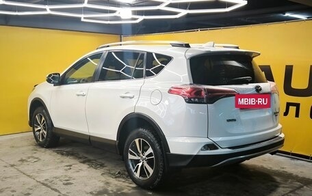 Toyota RAV4, 2016 год, 2 199 000 рублей, 7 фотография