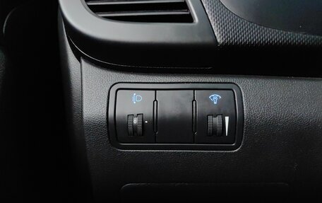 Hyundai Solaris II рестайлинг, 2011 год, 488 000 рублей, 21 фотография