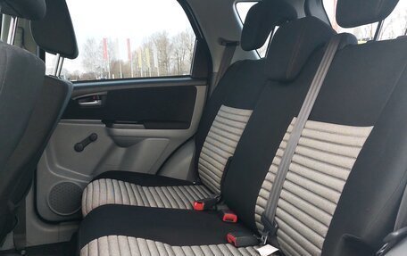 Suzuki SX4 II рестайлинг, 2011 год, 750 000 рублей, 24 фотография