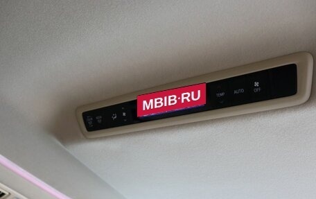 Toyota Alphard III, 2019 год, 4 299 000 рублей, 19 фотография