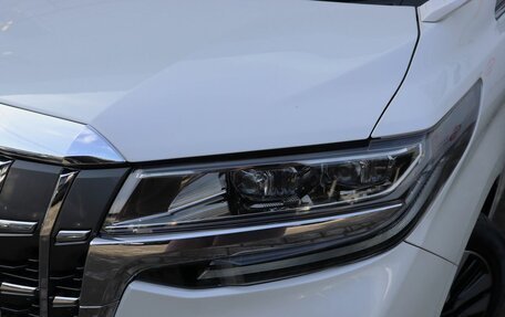 Toyota Alphard III, 2019 год, 4 299 000 рублей, 25 фотография