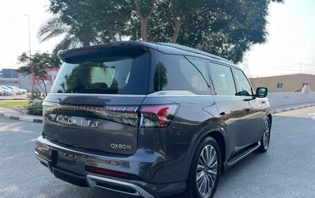 Infiniti QX80, 2025 год, 18 990 000 рублей, 5 фотография