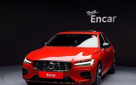 Volvo S60 III, 2022 год, 4 250 002 рублей, 3 фотография