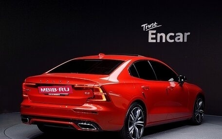 Volvo S60 III, 2022 год, 4 250 002 рублей, 2 фотография