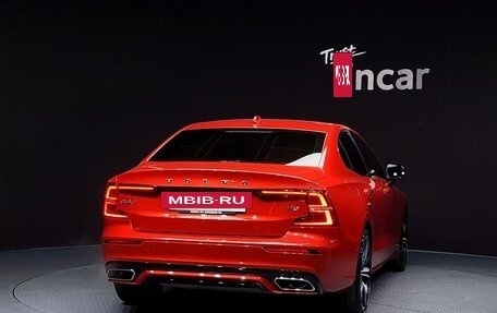 Volvo S60 III, 2022 год, 4 250 002 рублей, 4 фотография