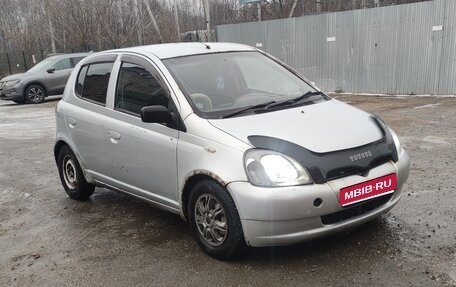 Toyota Vitz, 2000 год, 200 000 рублей, 1 фотография