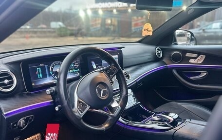 Mercedes-Benz E-Класс, 2017 год, 2 800 000 рублей, 8 фотография