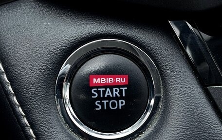 Toyota RAV4, 2018 год, 2 659 000 рублей, 28 фотография