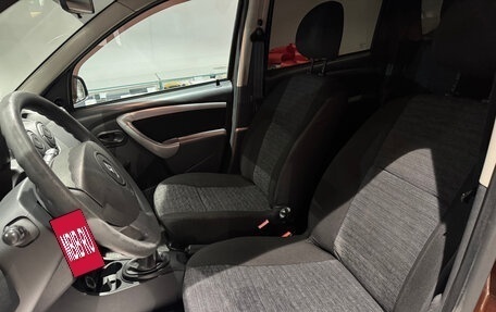 Renault Duster I рестайлинг, 2013 год, 935 000 рублей, 10 фотография