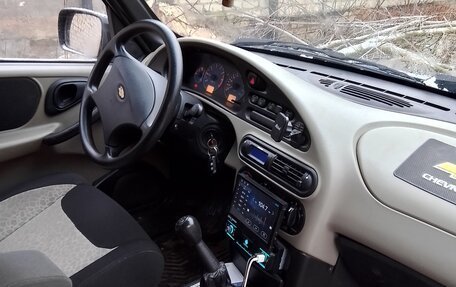 Chevrolet Niva I рестайлинг, 2006 год, 410 000 рублей, 11 фотография