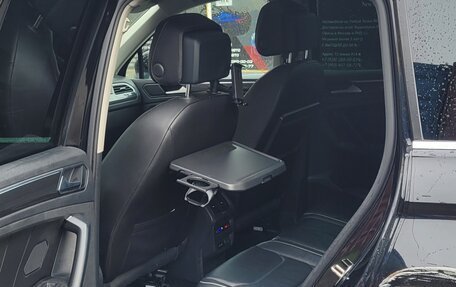 Volkswagen Tiguan II, 2019 год, 2 450 000 рублей, 6 фотография