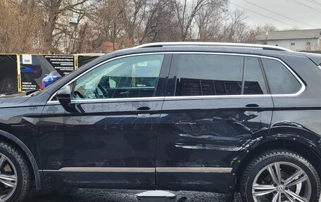 Volkswagen Tiguan II, 2019 год, 2 450 000 рублей, 4 фотография