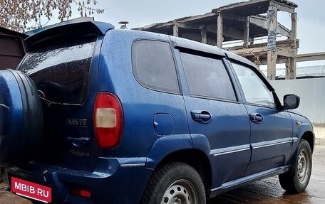 Chevrolet Niva I рестайлинг, 2006 год, 410 000 рублей, 6 фотография