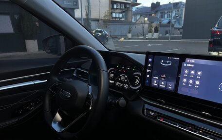 Geely Emgrand, 2024 год, 1 700 000 рублей, 10 фотография