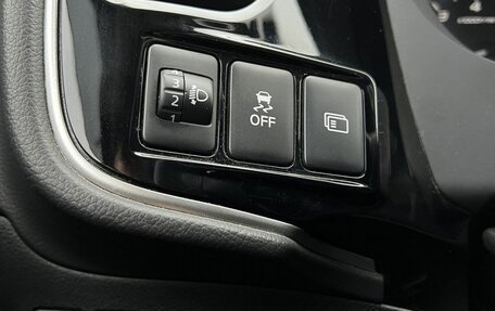 Mitsubishi Outlander III рестайлинг 3, 2018 год, 2 190 000 рублей, 13 фотография