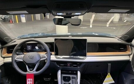 Volkswagen Tiguan, 2025 год, 5 709 000 рублей, 10 фотография