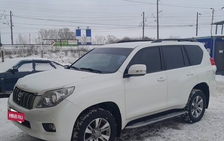 Toyota Land Cruiser Prado 150 рестайлинг 2, 2011 год, 2 350 000 рублей, 2 фотография