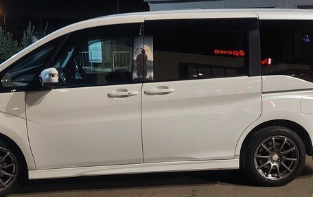 Honda Stepwgn IV, 2019 год, 2 470 000 рублей, 2 фотография