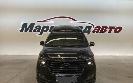 Hyundai Grand Starex Grand Starex I рестайлинг 2, 2019 год, 4 500 000 рублей, 10 фотография