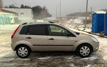 Ford Fiesta, 2003 год, 380 000 рублей, 6 фотография
