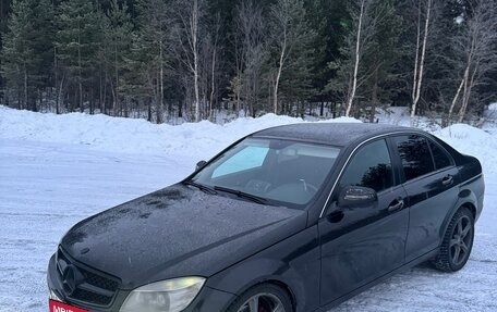 Mercedes-Benz C-Класс, 2008 год, 670 000 рублей, 3 фотография