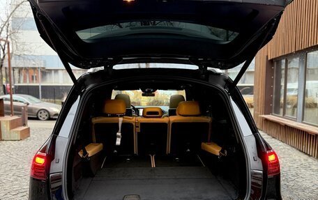 Mercedes-Benz GLS, 2023 год, 15 000 000 рублей, 14 фотография