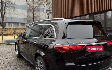 Mercedes-Benz GLS, 2023 год, 15 000 000 рублей, 3 фотография