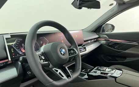 BMW 5 серия, 2025 год, 8 925 000 рублей, 8 фотография