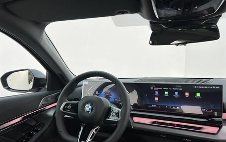 BMW 5 серия, 2025 год, 8 925 000 рублей, 13 фотография