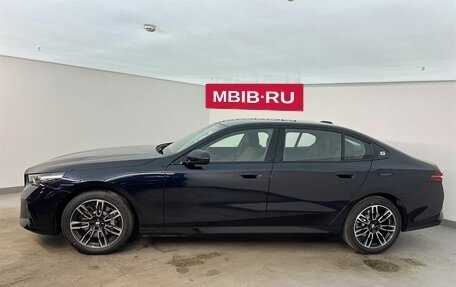 BMW 5 серия, 2025 год, 8 925 000 рублей, 2 фотография