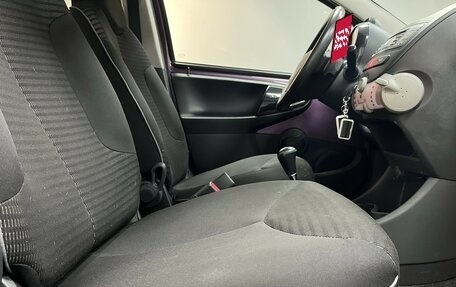 Peugeot 107 I рестайлинг, 2014 год, 650 000 рублей, 13 фотография