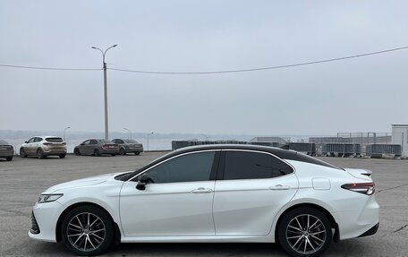 Toyota Camry, 2021 год, 3 700 000 рублей, 7 фотография