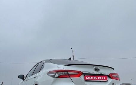 Toyota Camry, 2021 год, 3 700 000 рублей, 1 фотография