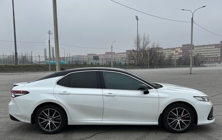 Toyota Camry, 2021 год, 3 700 000 рублей, 11 фотография