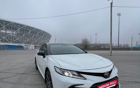 Toyota Camry, 2021 год, 3 700 000 рублей, 12 фотография