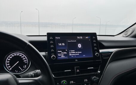 Toyota Camry, 2021 год, 3 700 000 рублей, 28 фотография