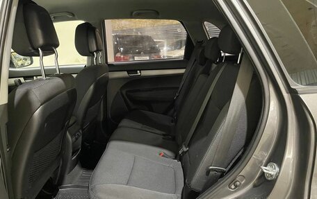 KIA Sorento II рестайлинг, 2013 год, 1 650 000 рублей, 16 фотография