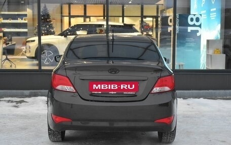 Hyundai Solaris II рестайлинг, 2016 год, 900 000 рублей, 6 фотография