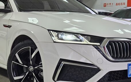 Skoda Octavia IV, 2021 год, 2 100 000 рублей, 14 фотография