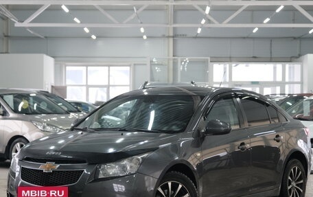 Chevrolet Cruze II, 2012 год, 669 000 рублей, 3 фотография