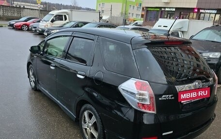 Honda Fit Shuttle I рестайлинг, 2014 год, 1 100 000 рублей, 3 фотография