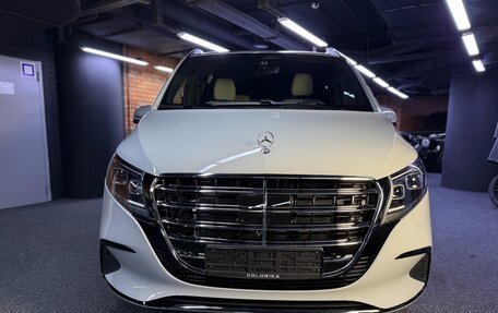 Mercedes-Benz V-Класс, 2025 год, 15 700 000 рублей, 2 фотография